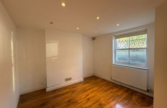 Lot Image