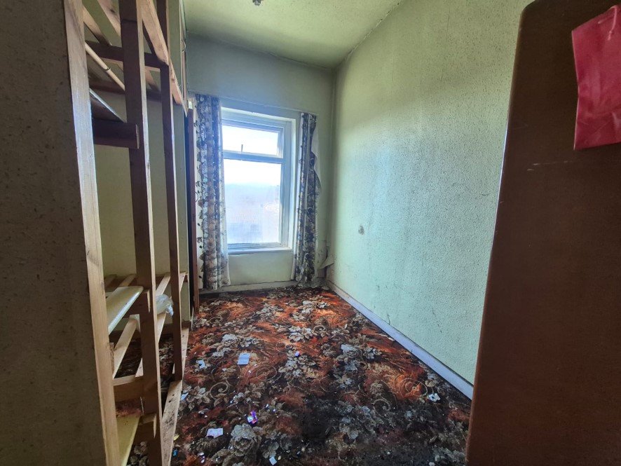 155 Stamford Road, Lees, Oldham, OL4 3NB