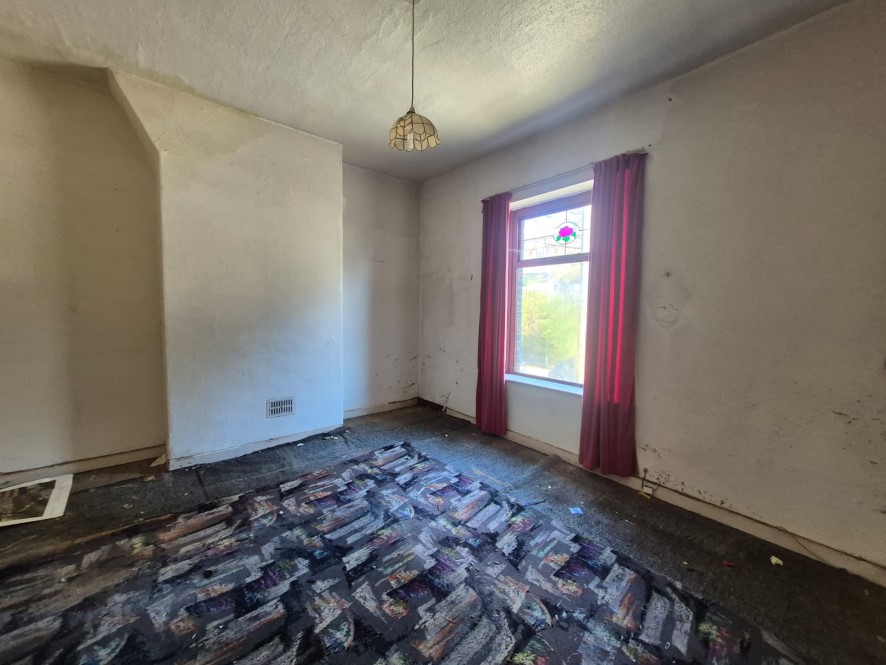 155 Stamford Road, Lees, Oldham, OL4 3NB