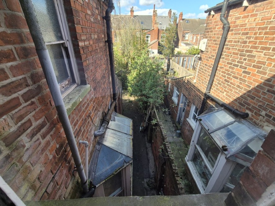 53 Duesbery Street, Hull, East Yorkshire, HU5 3QE