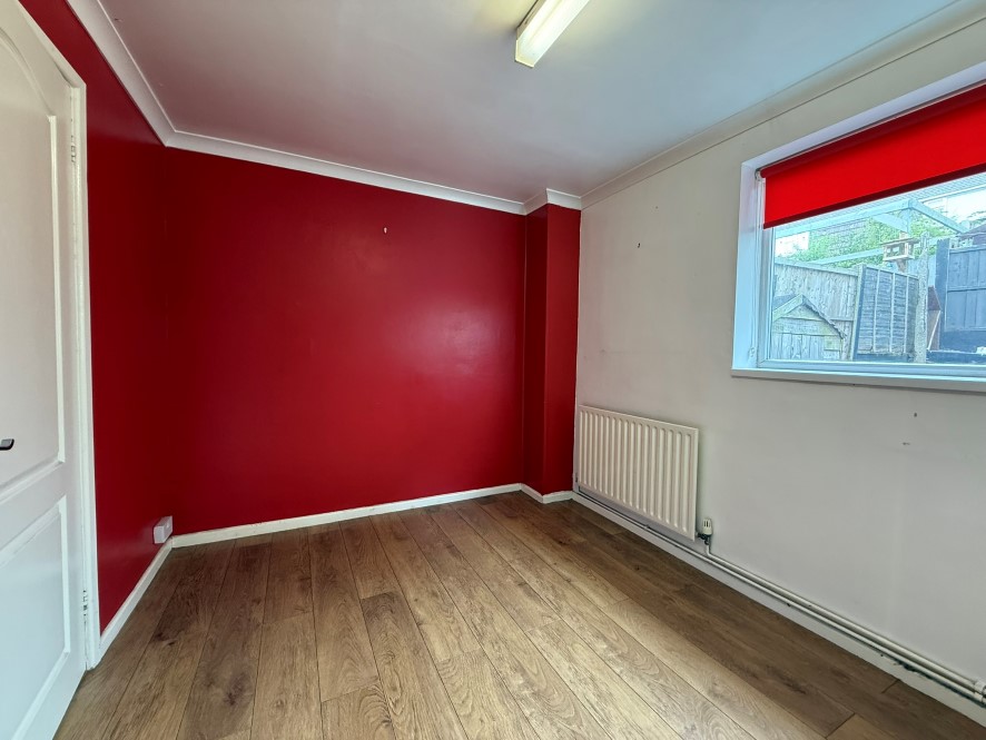 57 Houldsworth Drive, Chesterfield, Derbyshire, S41 0BP