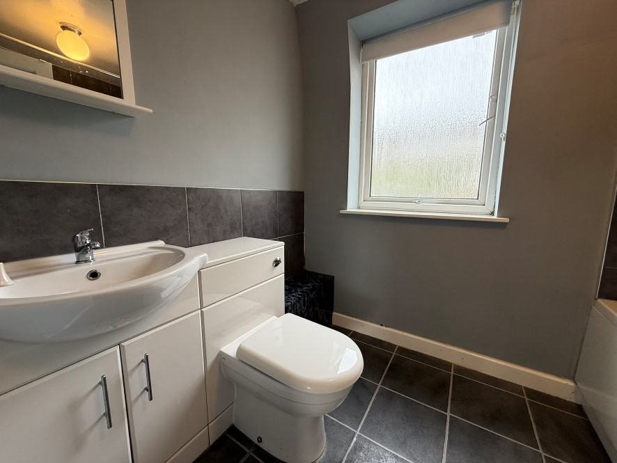 57 Houldsworth Drive, Chesterfield, Derbyshire, S41 0BP