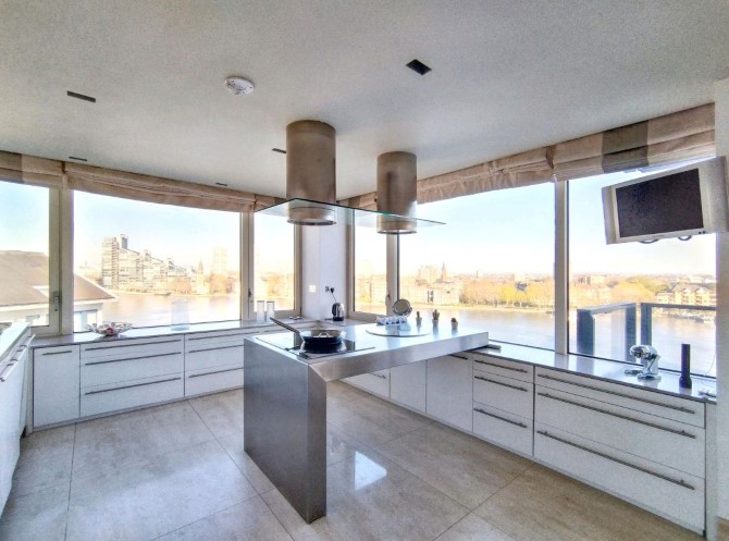 7 The Belvedere, Chelsea Harbour, Chelsea, London, SW10 0XA