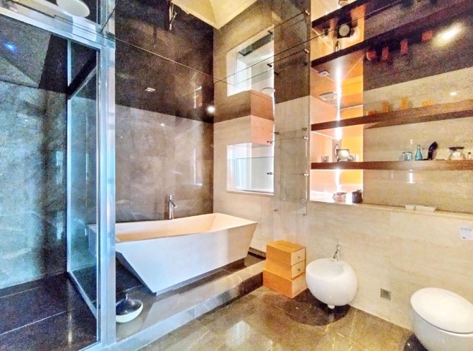 7 The Belvedere, Chelsea Harbour, Chelsea, London, SW10 0XA