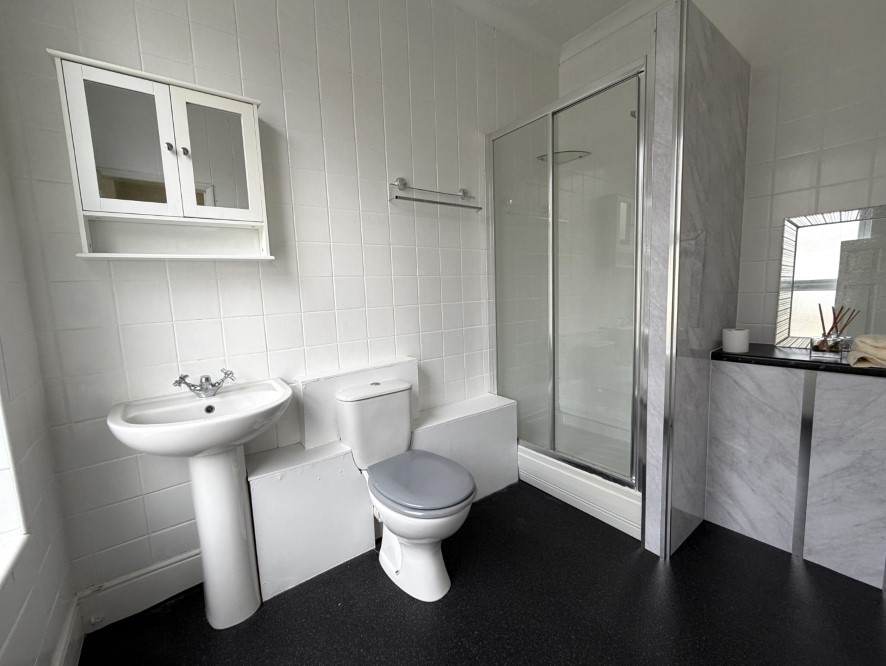 8 Cleveland Road, Lowestoft, Suffolk NR33 0BN