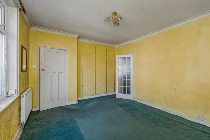 10 Dudley Avenue, Whitefield, Manchester, Lancashire, M45 6BS