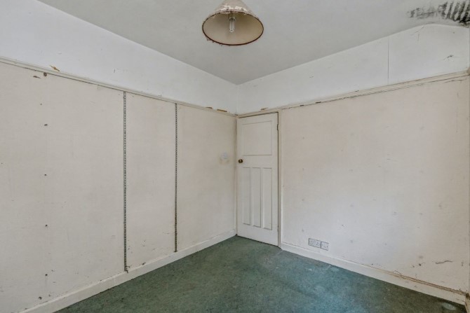 10 Dudley Avenue, Whitefield, Manchester, Lancashire, M45 6BS