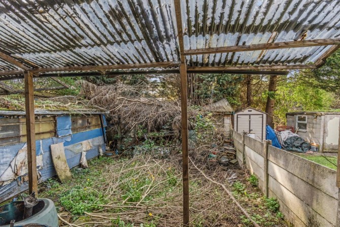 10 Dudley Avenue, Whitefield, Manchester, Lancashire, M45 6BS