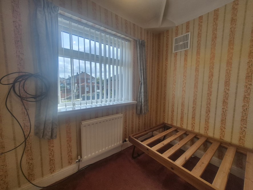 16 Orme Avenue, Alkrington, Middleton, M24 1ES