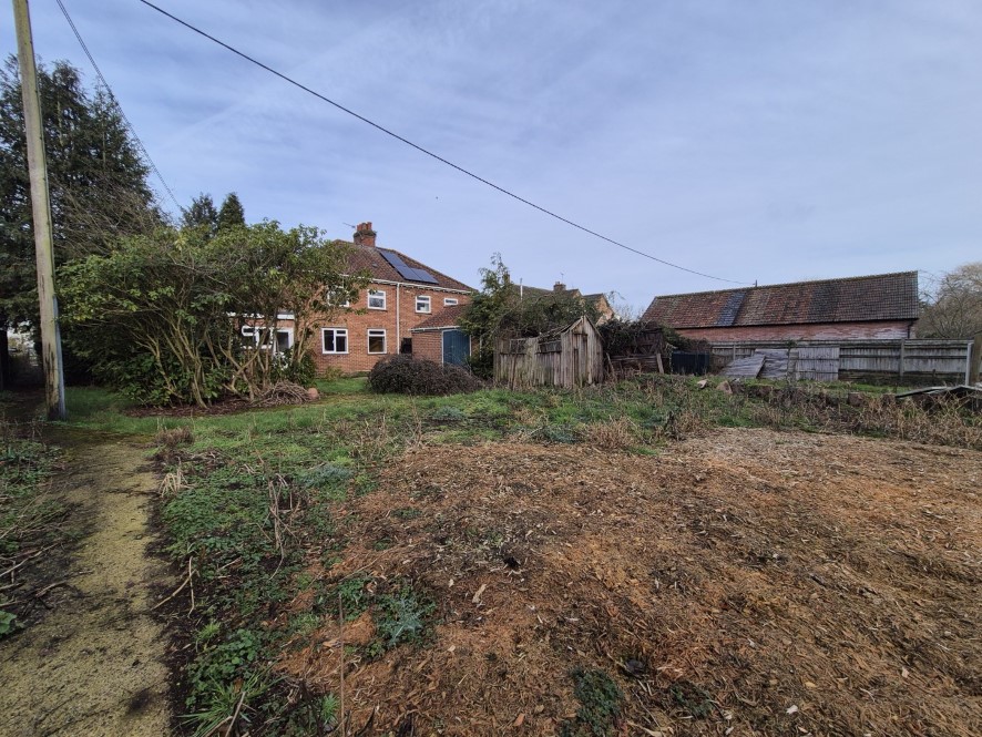 2 Mill Road, Marlingford, Norwich, Norfolk NR9 5HL