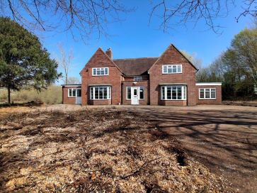 Property for Auction in South West - Waterloo Lodge, Shearstock, Shaftesbury, Dorset SP7 9PT