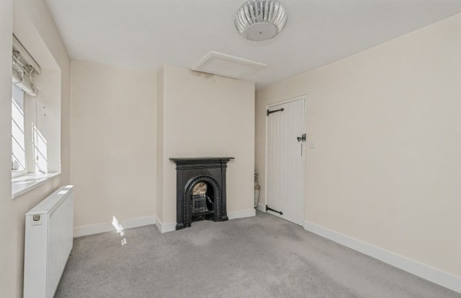 97 Brighton Road, Godalming, Surrey, GU7 1PW