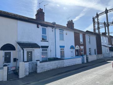 Property for Auction in East Anglia - 58 Ordnance Road, Great Yarmouth, Norfolk NR30 3DH