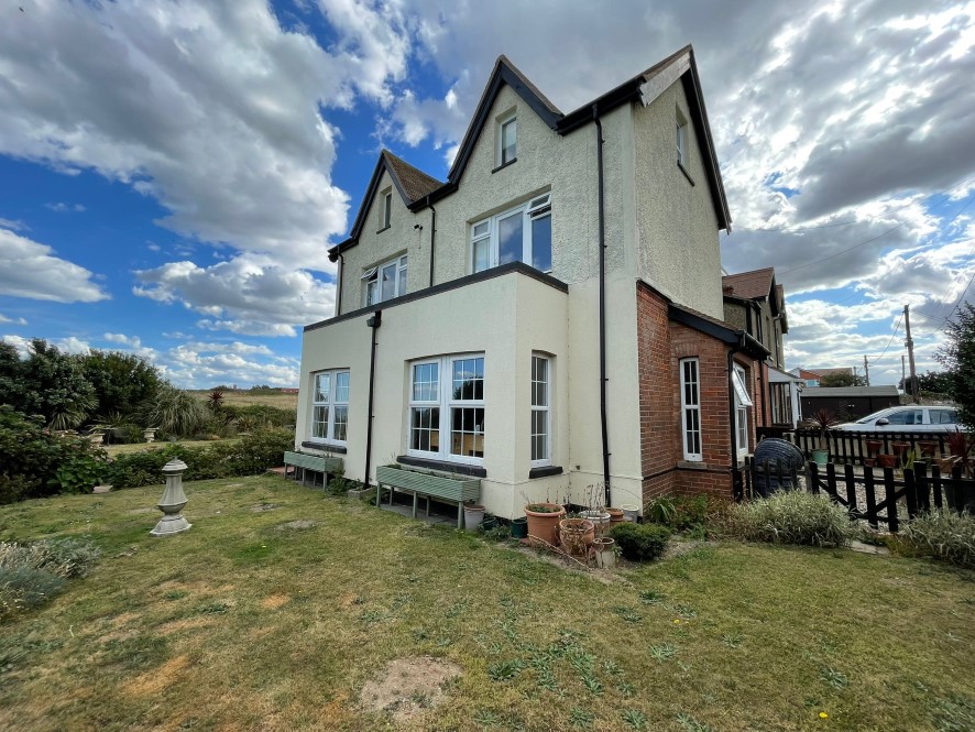 14 Sea View Road, Mundesley, Norwich, Norfolk NR11 8DH