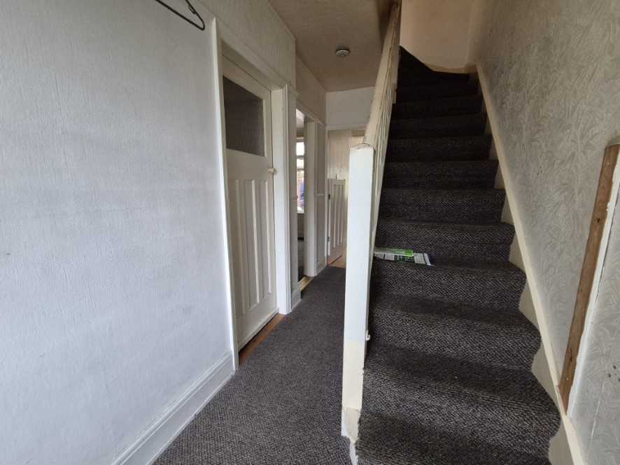 18 Inglewood Drive, Hull, East Yorkshire, HU4 7PX