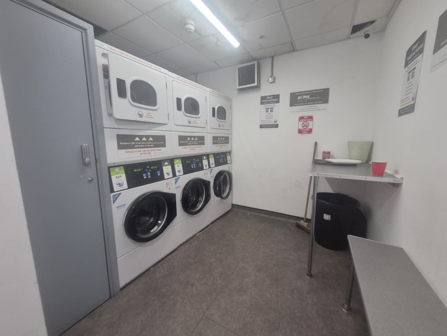 Apartment 517, Cardinal Court, Scholes Street, Oldham, OL1 3FU