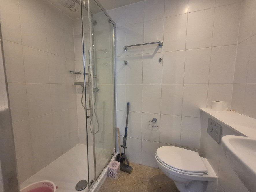 Apartment 517, Cardinal Court, Scholes Street, Oldham, OL1 3FU