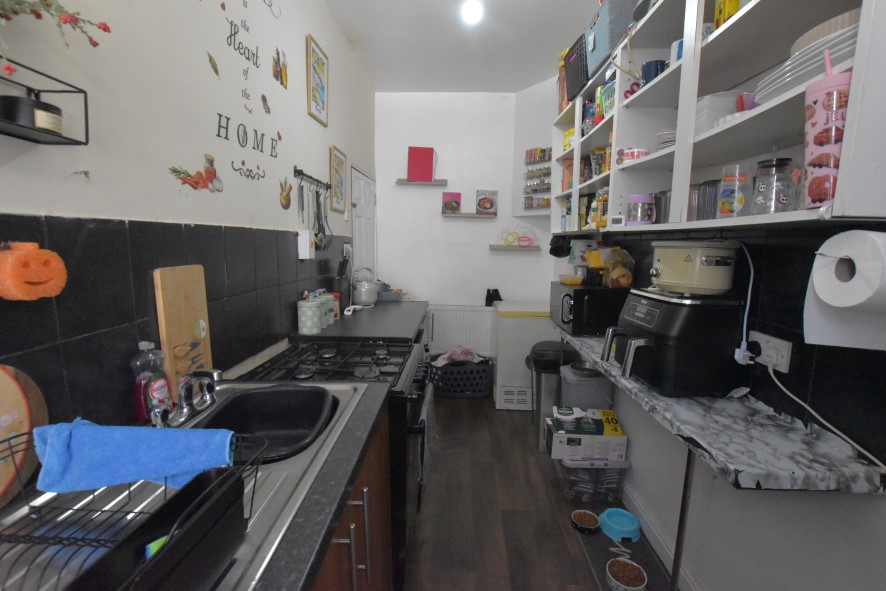 63 Victoria Road, Keighley, West Yorkshire BD21 1JB