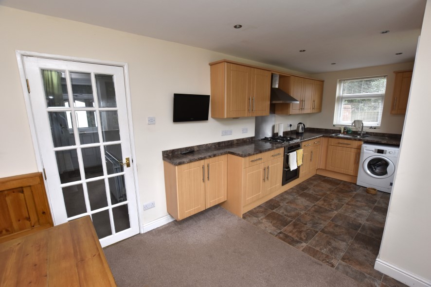 65 Eliot Grove, Guiseley, Leeds, West Yorkshire LS20 9BQ