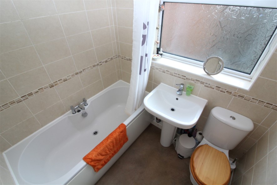 104 Woodplumpton Lane, Broughton, Preston, Lancashire PR3 5JZ