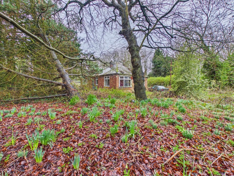 Clover Garth, Taylor Lane, Holmpton, East Yorkshire, HU19 2QZ