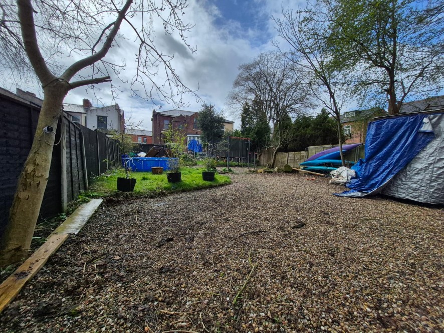 5 Oakbank Avenue, Manchester, M9 4EX