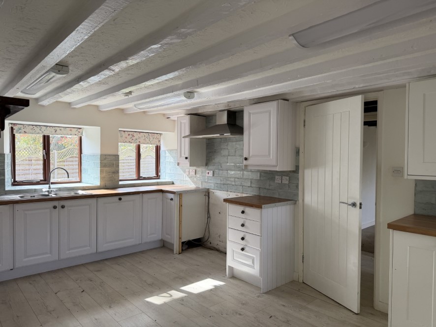 Staithe Lodge, The Street, Swafield, North Walsham, Norfolk NR28 0RQ