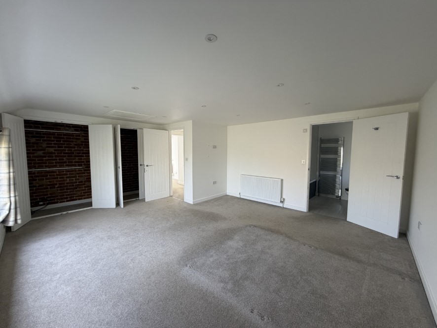 Staithe Lodge, The Street, Swafield, North Walsham, Norfolk NR28 0RQ