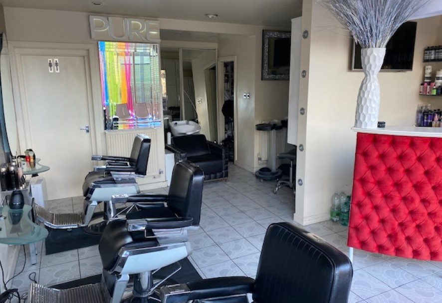 10 & 10a Kinders Lane, Greenfield, OL3 7BW