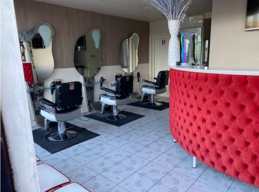 10 & 10a Kinders Lane, Greenfield, OL3 7BW