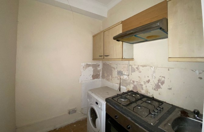 Garden Flat, 31 Thurlow Park Road, Lambeth, London, SE21 8JP
