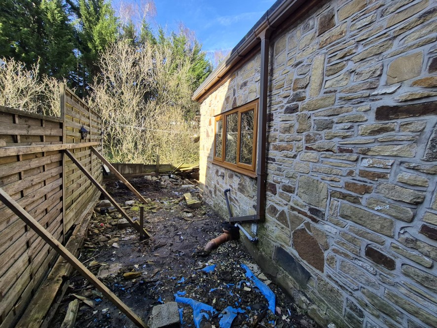 244 High Street West, Glossop, Derbyshire, SK13 8ER