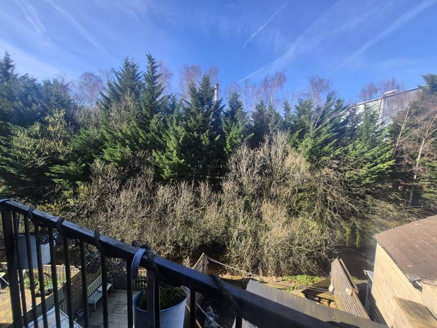 244 High Street West, Glossop, Derbyshire, SK13 8ER