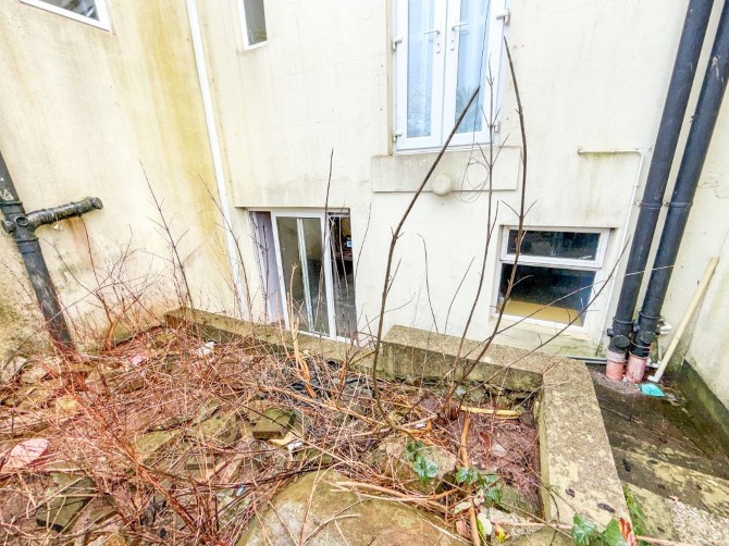 Flat 1, 63 Abbey Road, Torquay, Torbay, TQ2 5NN