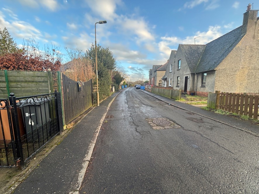 4 Millburn Road, Westfield, Bathgate, West Lothian EH48 3BT