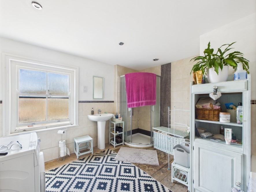 'The Red Lion' + 2 New Dwellings, 57 Middle Street North, Driffield, East Yorkshire, YO25 6SS