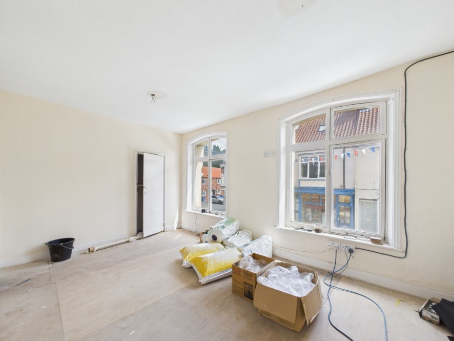 'The Red Lion' + 2 New Dwellings, 57 Middle Street North, Driffield, East Yorkshire, YO25 6SS