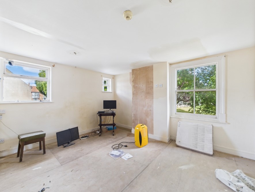 'The Red Lion' + 2 New Dwellings, 57 Middle Street North, Driffield, East Yorkshire, YO25 6SS