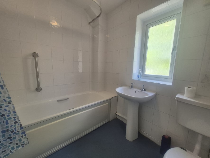 17 Droitwich Road, Miles Platting, M40 8ED