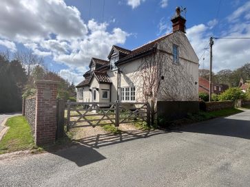 Property for Auction in East Anglia - 27 The Street, Taverham, Norwich, Norfolk NR8 6TE