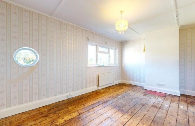 8 Pine View, Platt, Sevenoaks, Kent, TN15 8LA