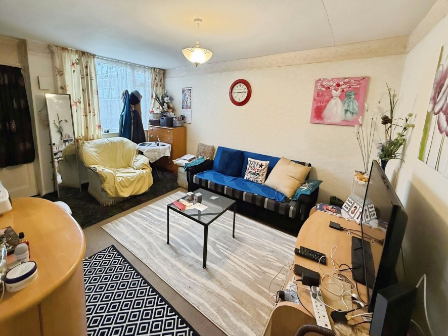 14 Beckbury Road, Walsgrave, Coventry, West Midlands CV2 2DY