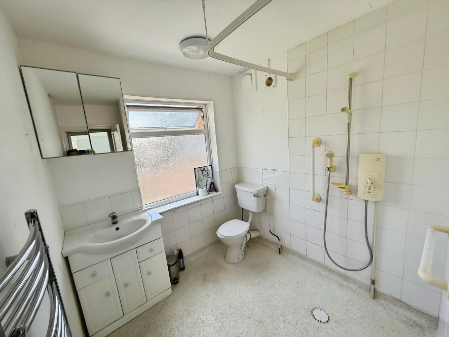 2 Washbrook Lane, Allesley, Coventry, West Midlands CV5 9FG