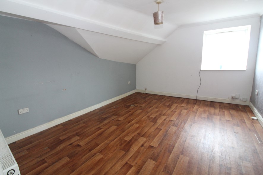 48 Gladstone Road, Seaforth, Liverpool, Lancashire L21 1DH