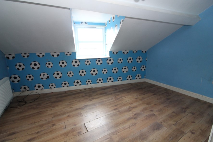 48 Gladstone Road, Seaforth, Liverpool, Lancashire L21 1DH