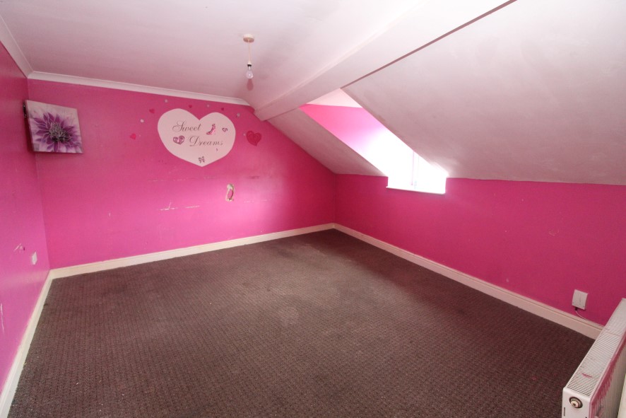 48 Gladstone Road, Seaforth, Liverpool, Lancashire L21 1DH