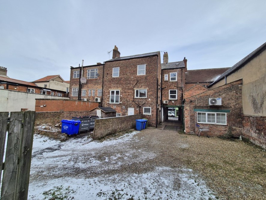 13 Market Place, Driffield, East Yorkshire, YO25 6AP