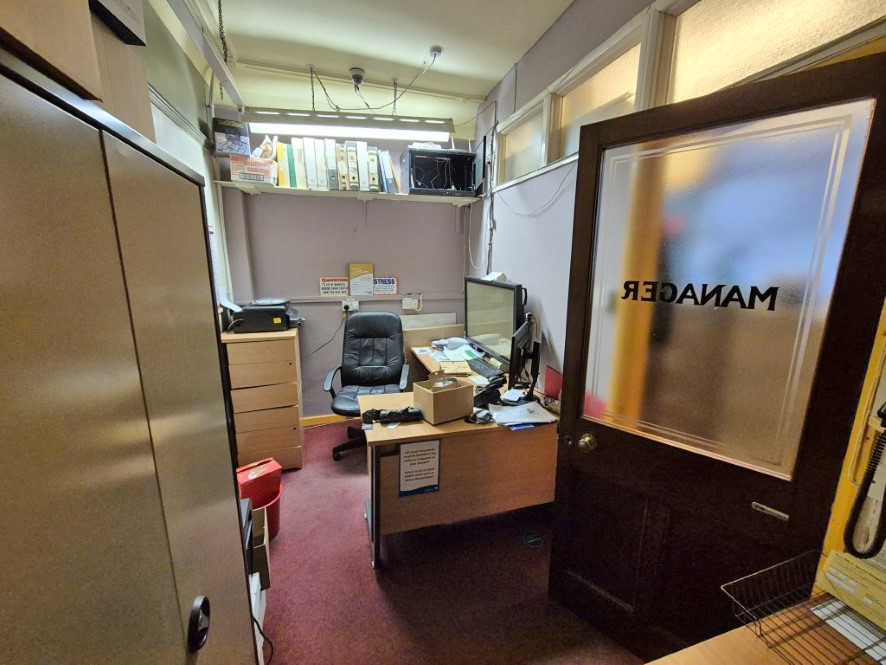 13 Market Place, Driffield, East Yorkshire, YO25 6AP