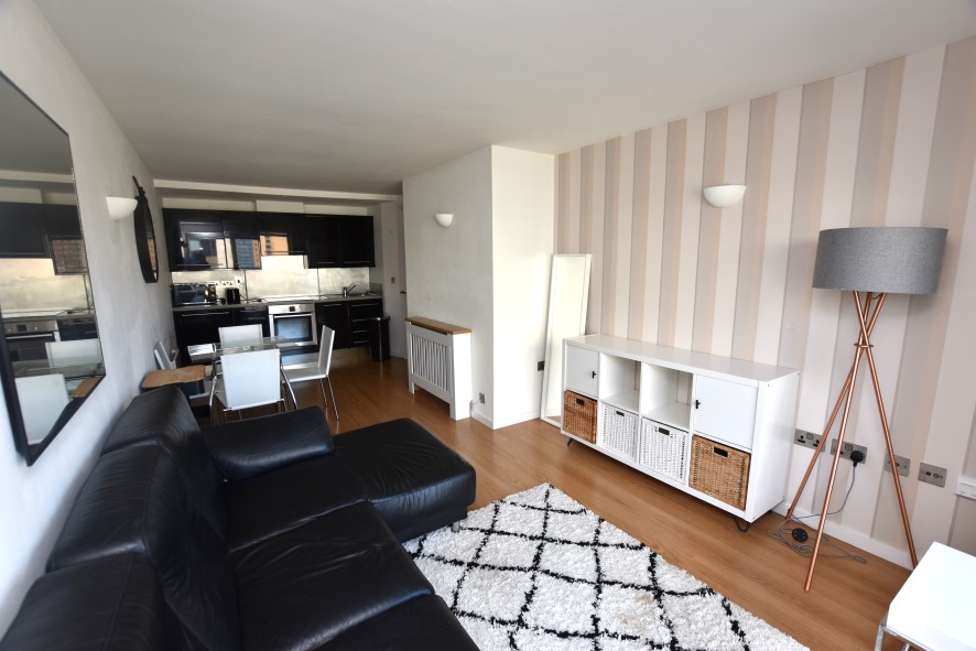 40 Whitehall Waterfront, 2 Riverside Way, Leeds, West Yorkshire LS1 4EE