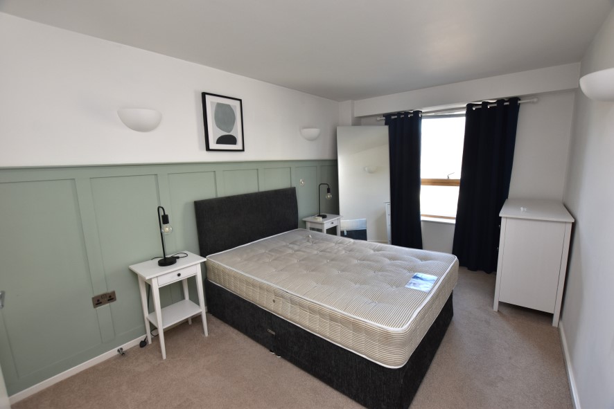 40 Whitehall Waterfront, 2 Riverside Way, Leeds, West Yorkshire LS1 4EE